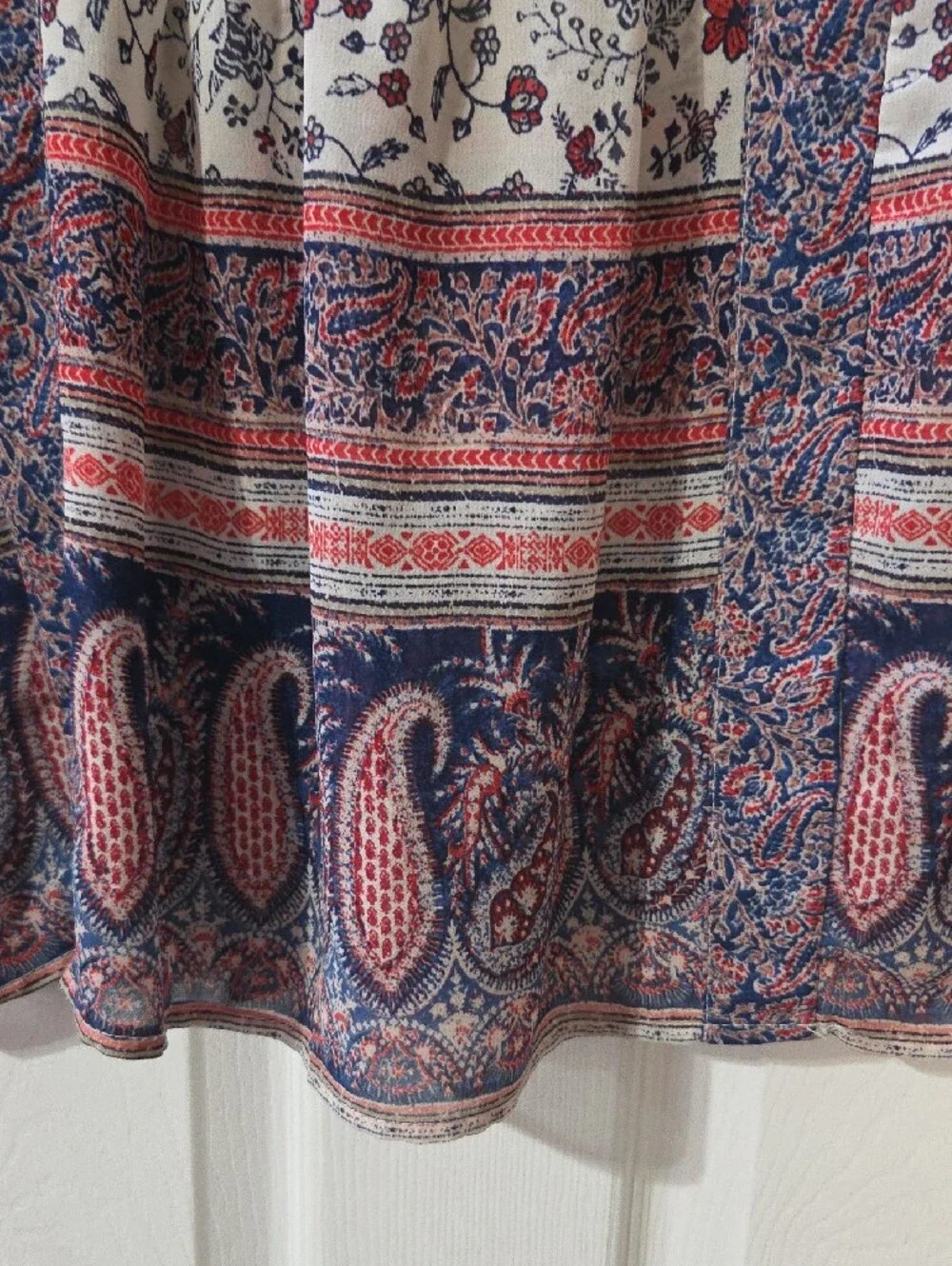 Knox Rose Cream Boho Tunic with Red & Blue Paisley - Picture 8 of 8
